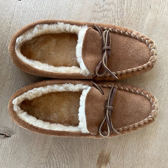 L.L. Bean Wicked Good Slippers Big Kid Size 4 - Picture 2 of 6